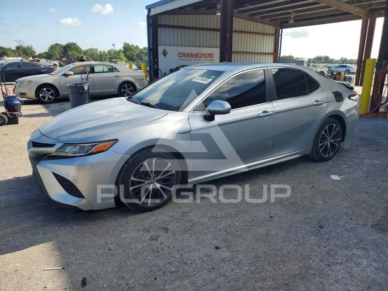 2018 Toyota CAMRY фото