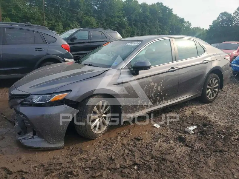 2018 Toyota CAMRY фото