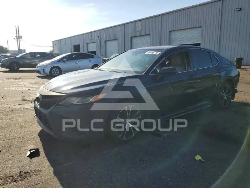 2018 Toyota CAMRY фото