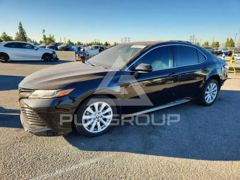 2018 Toyota CAMRY фото