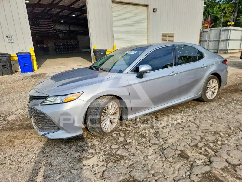 2018 Toyota CAMRY photo
