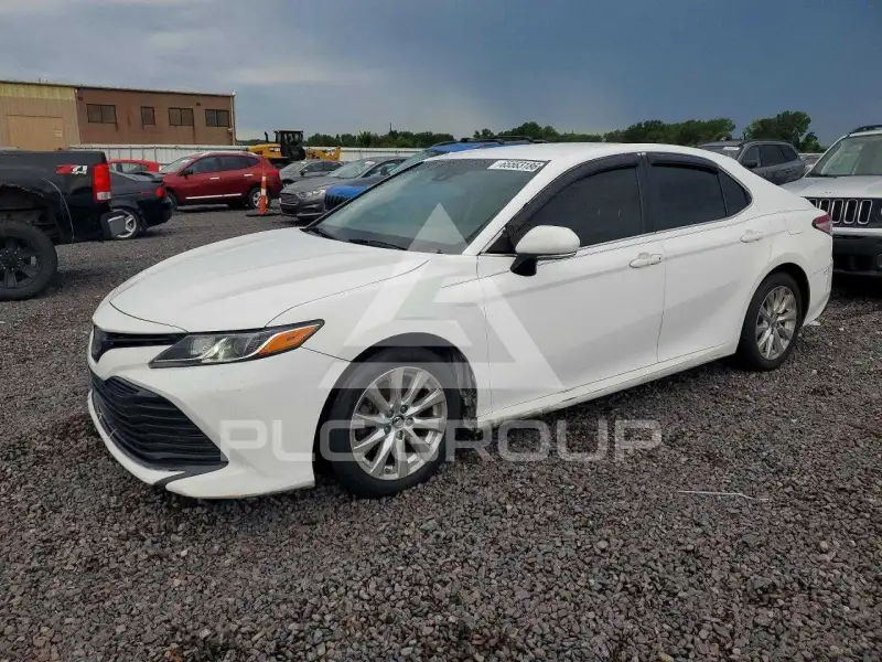 2018 Toyota CAMRY фото