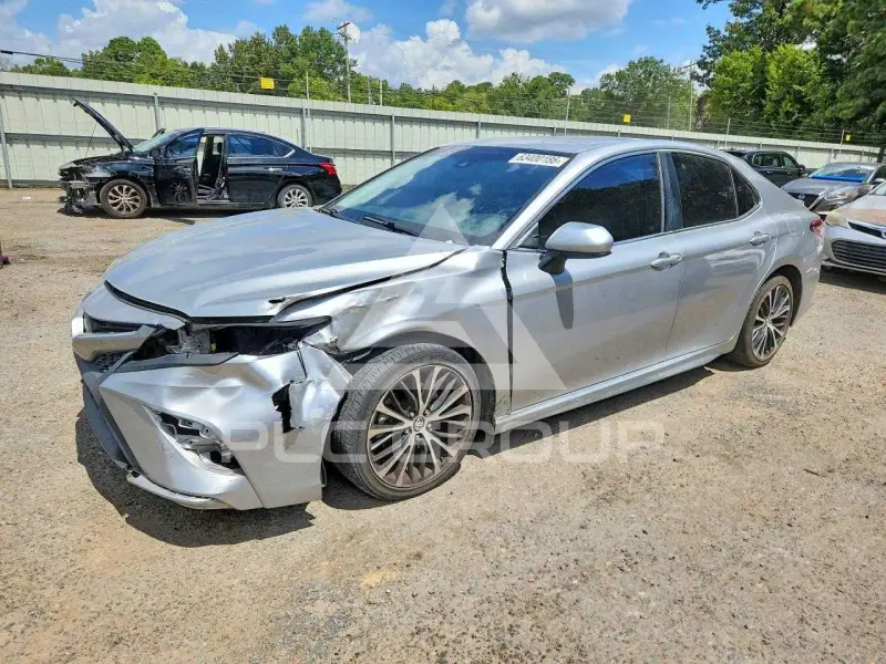 2018 Toyota CAMRY фото
