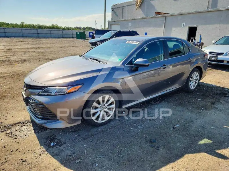 2018 Toyota CAMRY фото