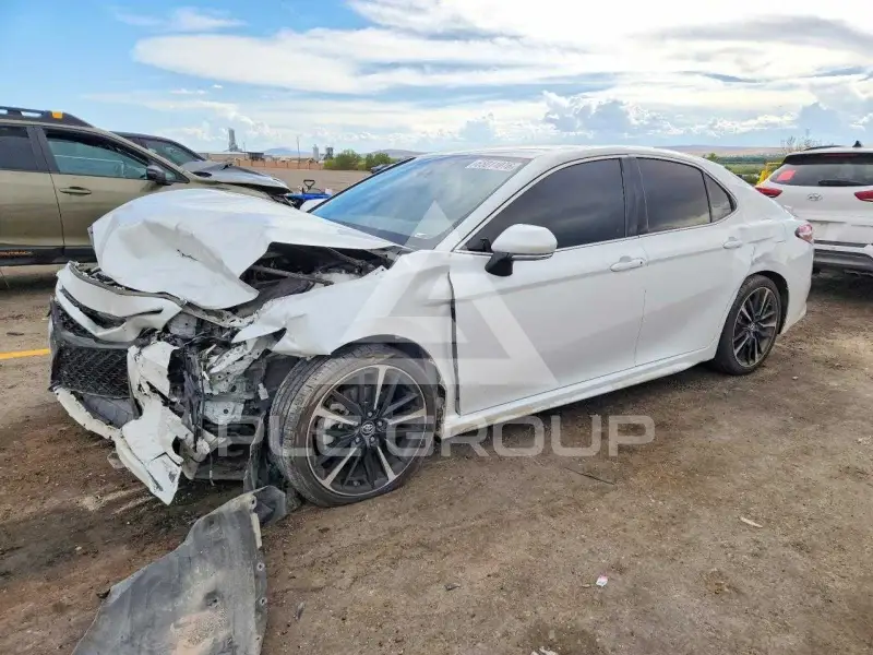 2018 Toyota CAMRY фото