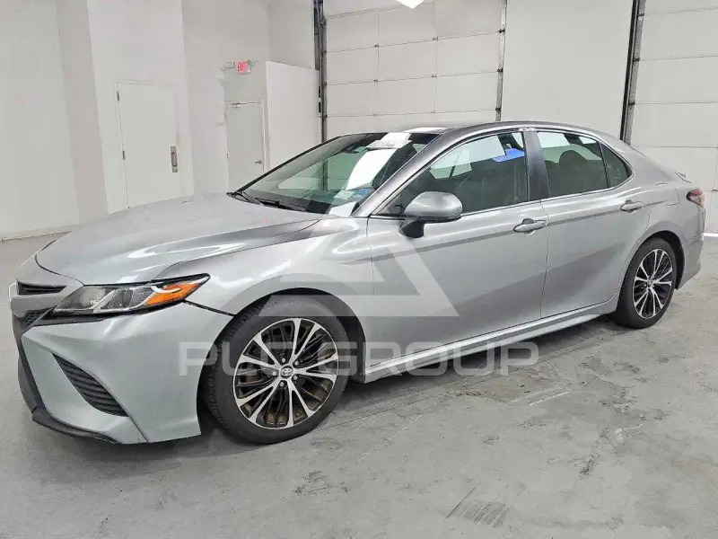 2018 Toyota CAMRY фото