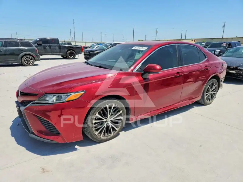 2018 Toyota CAMRY фото