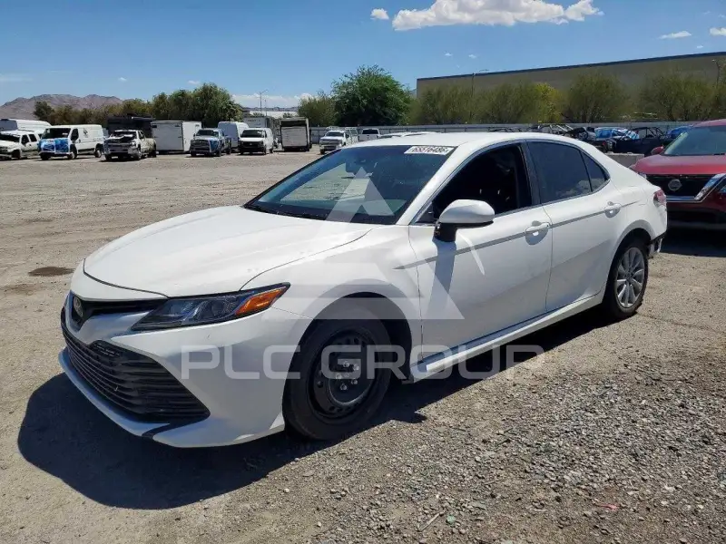 2018 Toyota CAMRY фото