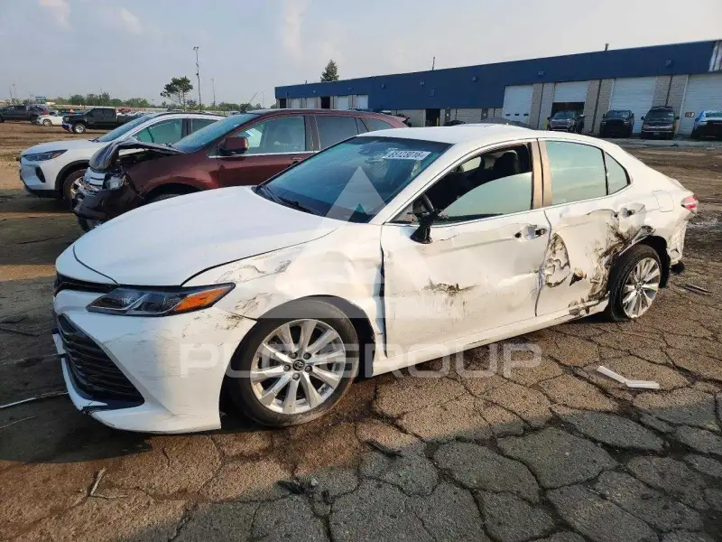 2018 Toyota CAMRY фото