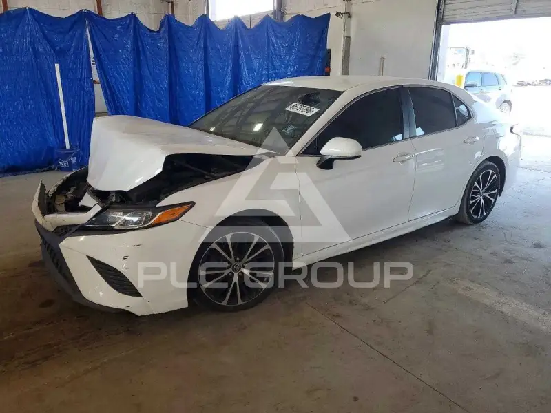 2018 Toyota CAMRY фото