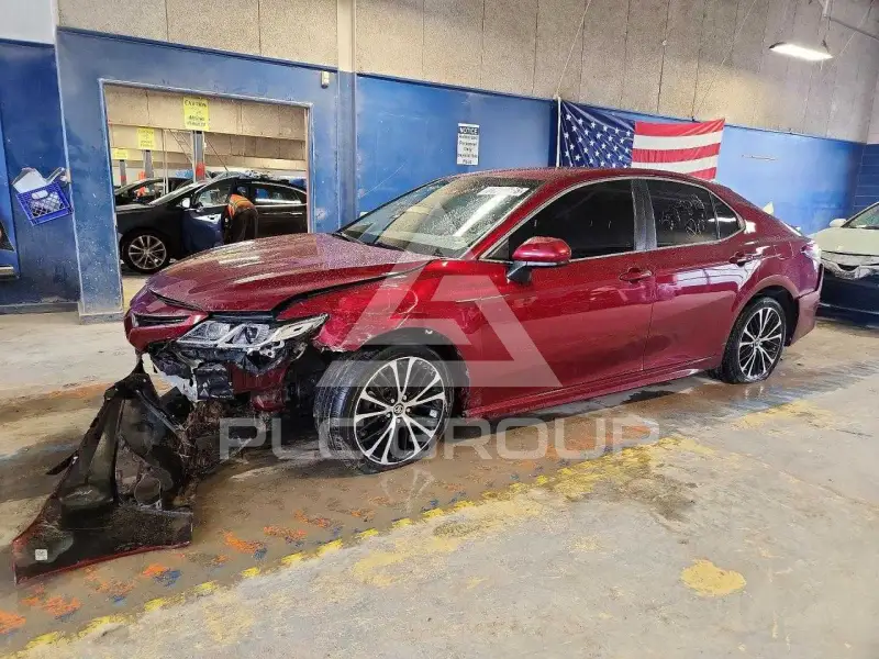 2018 Toyota CAMRY фото