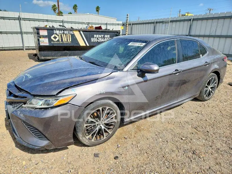 2018 Toyota CAMRY фото