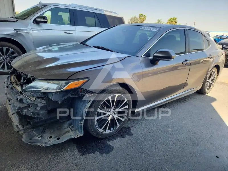 2018 Toyota CAMRY фото