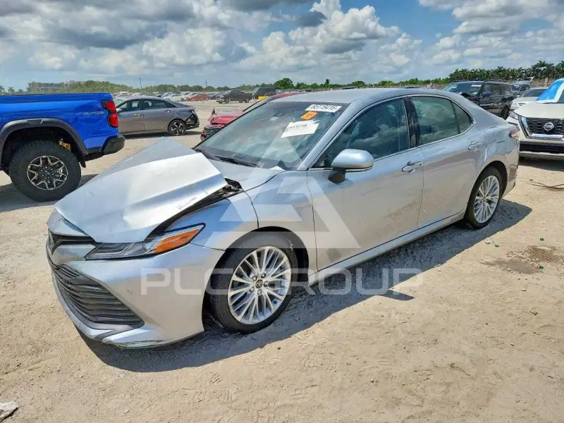 2018 Toyota CAMRY фото