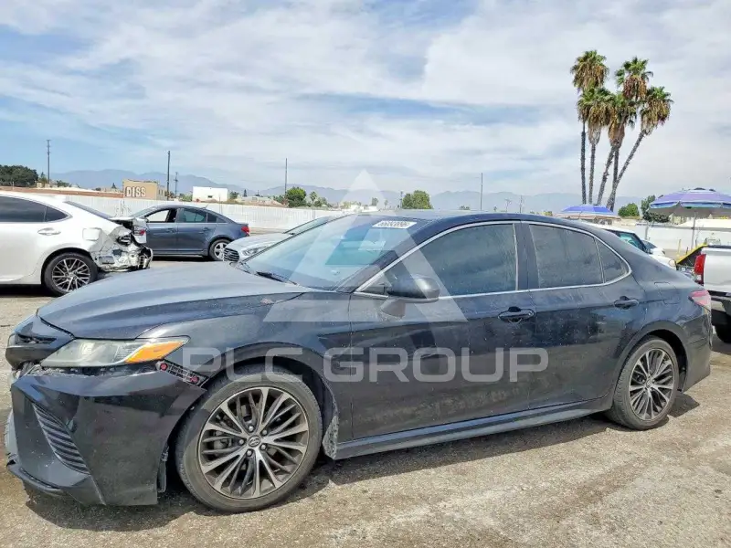 2018 Toyota CAMRY фото