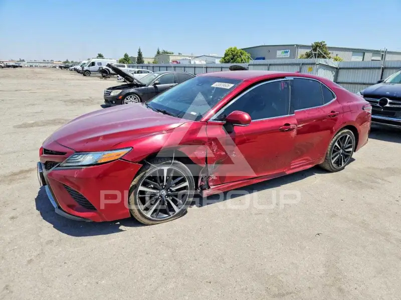 2018 Toyota CAMRY фото