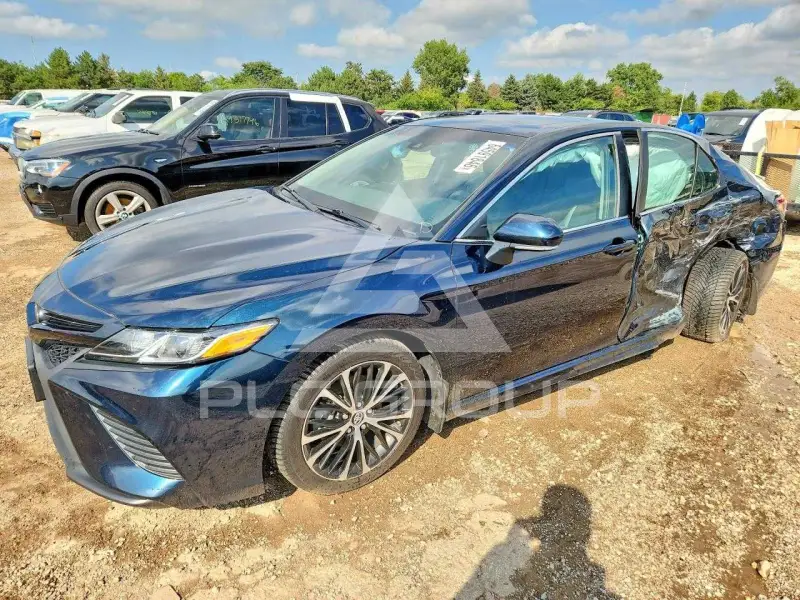 2018 Toyota CAMRY фото