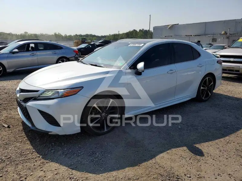 2018 Toyota CAMRY фото