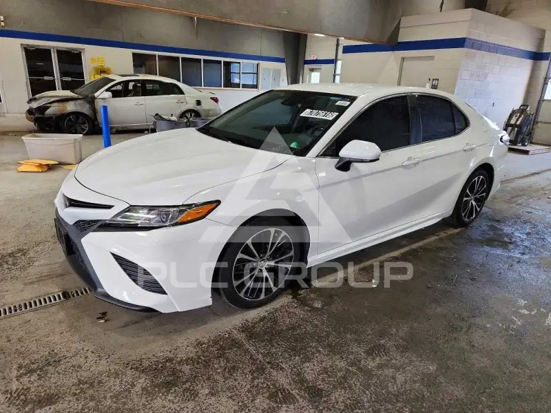 2018 Toyota CAMRY фото