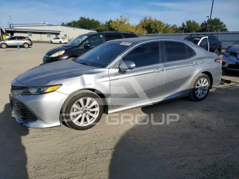 2018 Toyota CAMRY фото