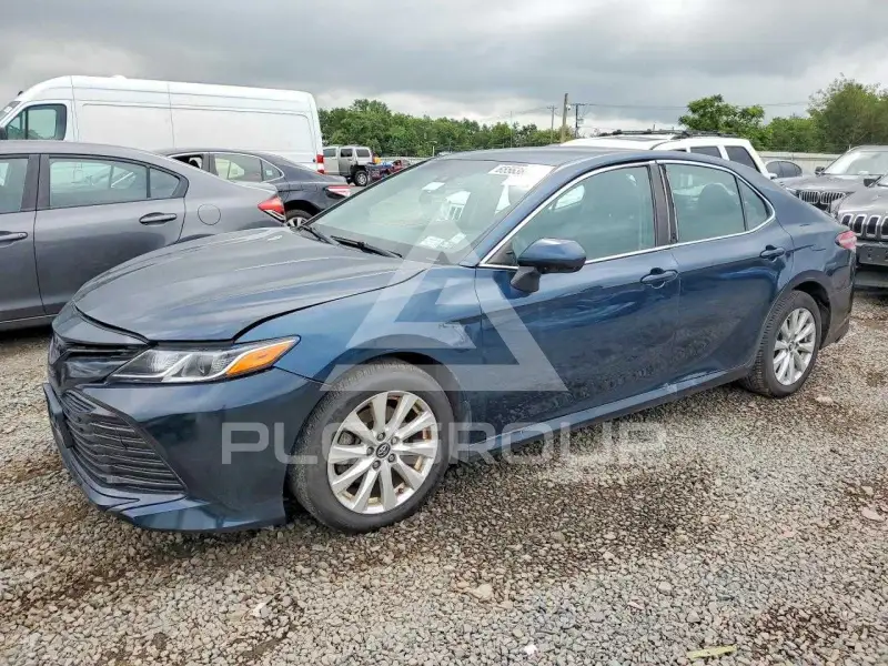 2018 Toyota CAMRY фото
