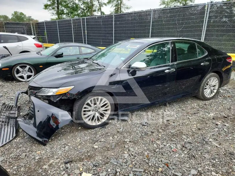 2018 Toyota CAMRY фото