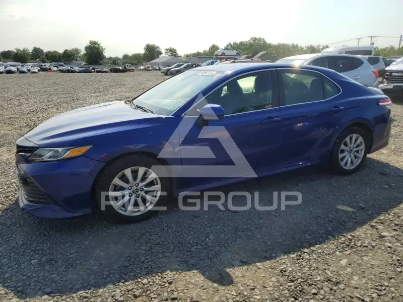 2018 Toyota CAMRY фото
