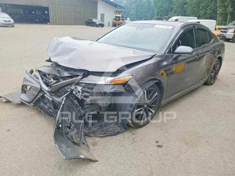 2018 Toyota CAMRY фото