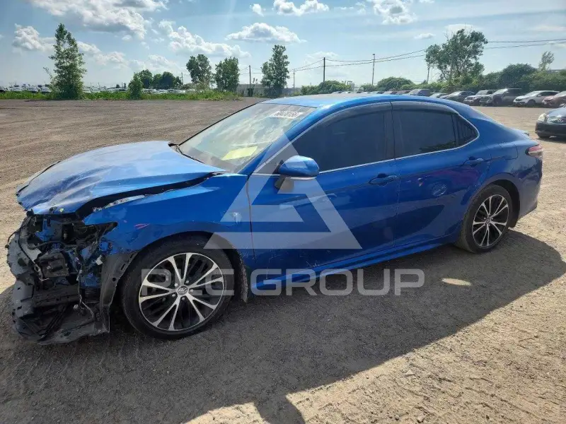 2018 Toyota CAMRY фото
