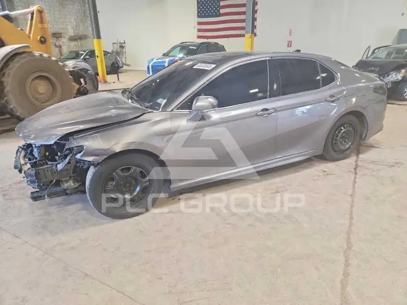 2018 Toyota CAMRY photo