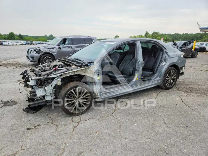2018 Toyota CAMRY фото