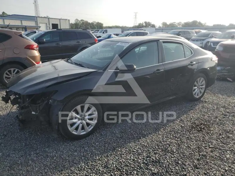 2018 Toyota CAMRY фото