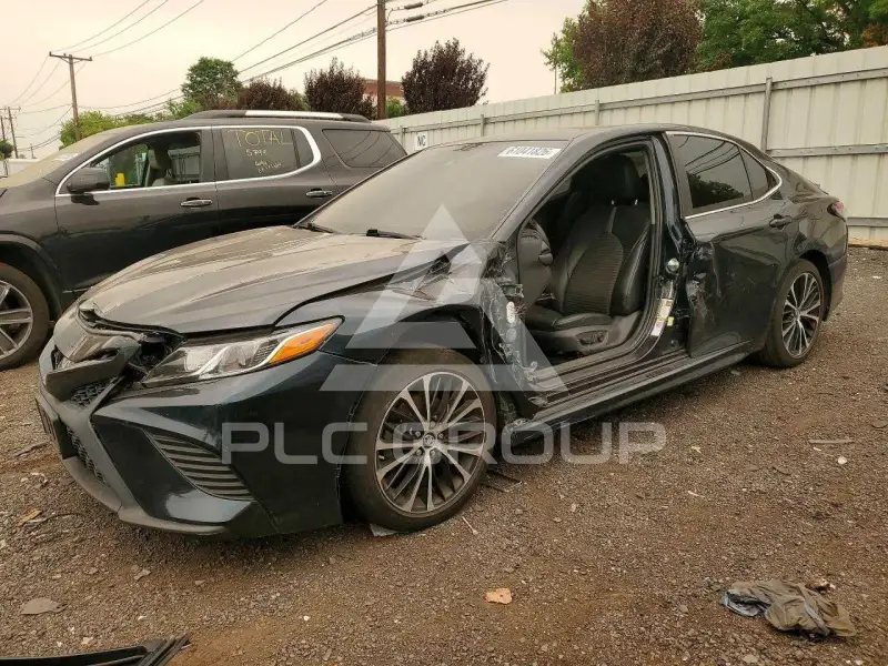 2018 Toyota CAMRY фото