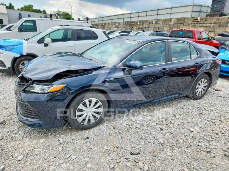 2018 Toyota CAMRY фото