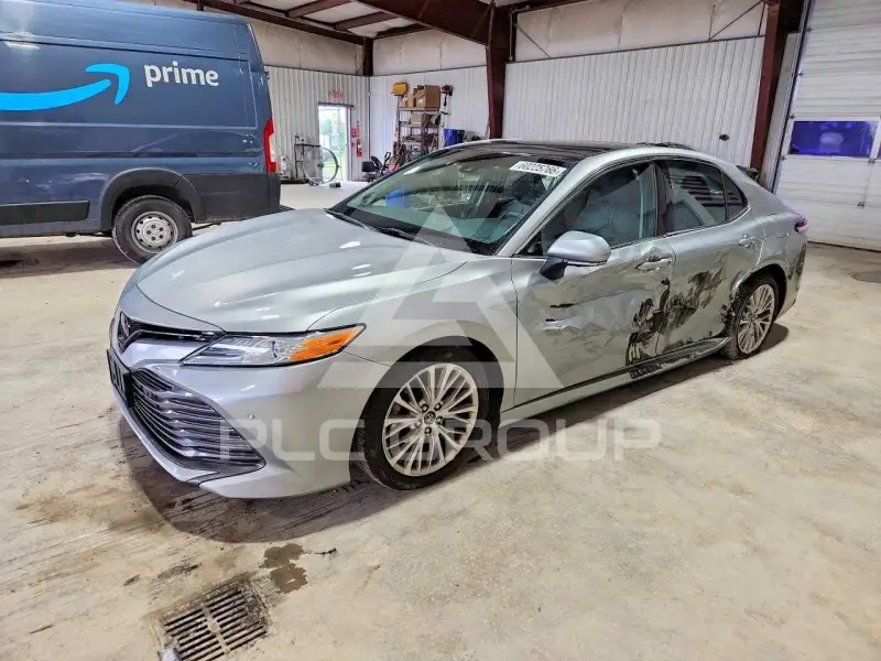 2018 Toyota CAMRY фото