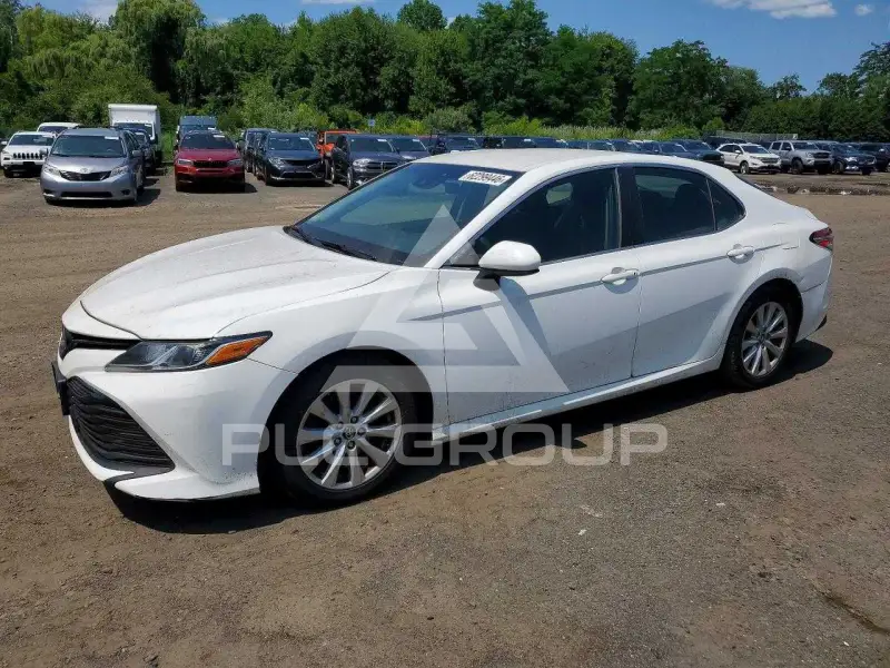 2018 Toyota CAMRY фото