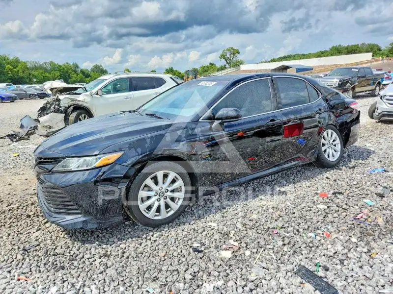 2018 Toyota CAMRY фото