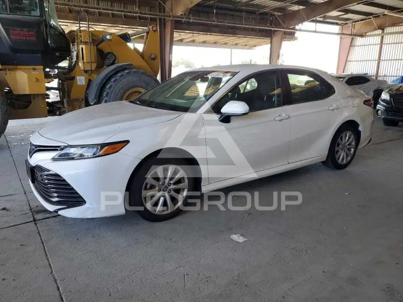 2018 Toyota CAMRY фото