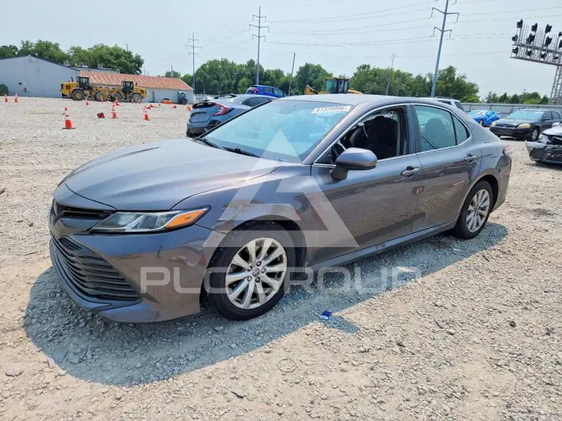 2018 Toyota CAMRY фото