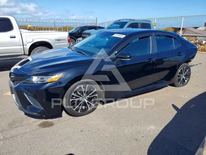 2018 Toyota CAMRY фото