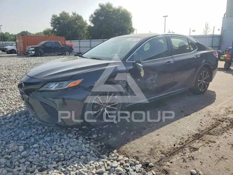 2018 Toyota CAMRY фото