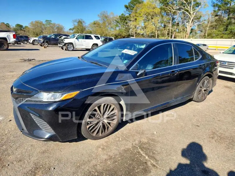 2018 Toyota CAMRY фото