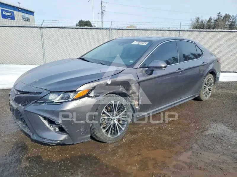 2018 Toyota CAMRY фото