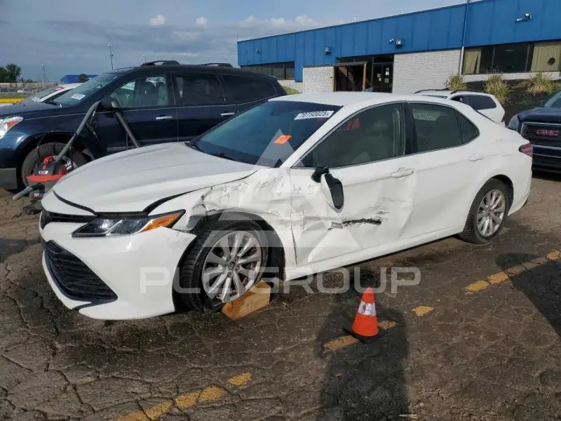 2018 Toyota CAMRY фото