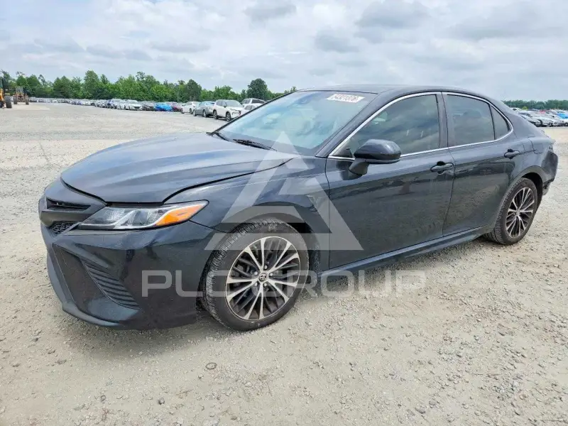 2018 Toyota CAMRY фото