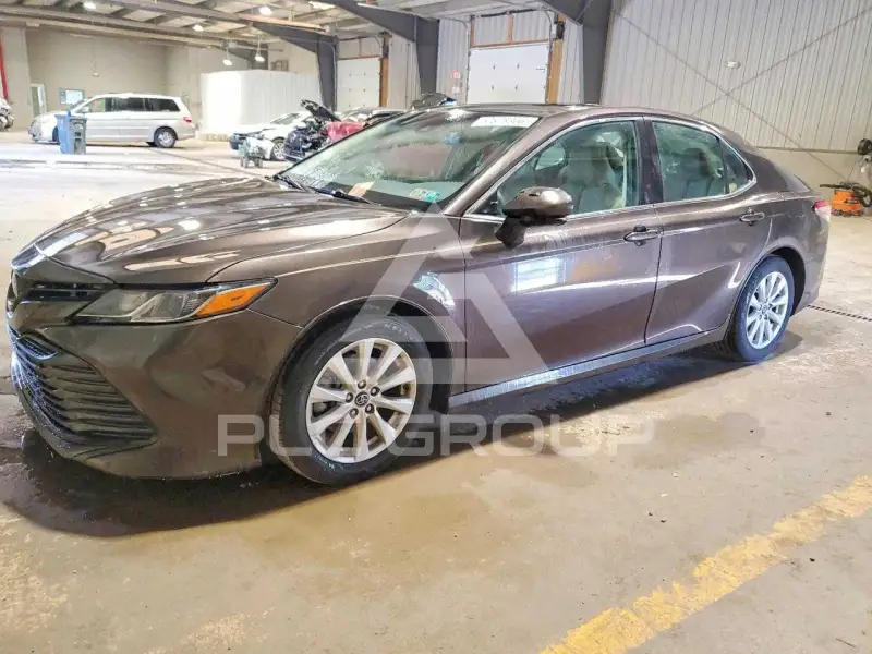2018 Toyota CAMRY фото