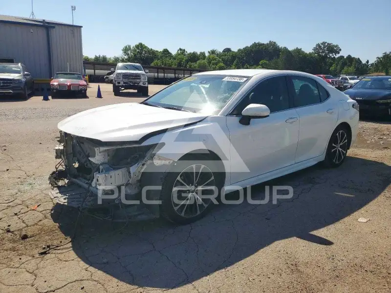 2018 Toyota CAMRY фото