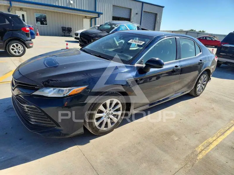 2018 Toyota CAMRY фото