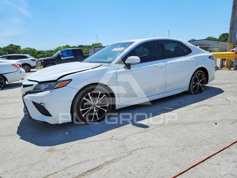2018 Toyota CAMRY фото