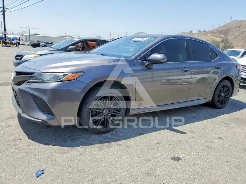 2018 Toyota CAMRY фото